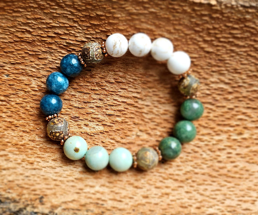 Edelsteinarmband Türkisperlen I Weißer Howlith I Tibetischer Achat I Afrikanische grüne Jade I Blauer „Planet“ Achat