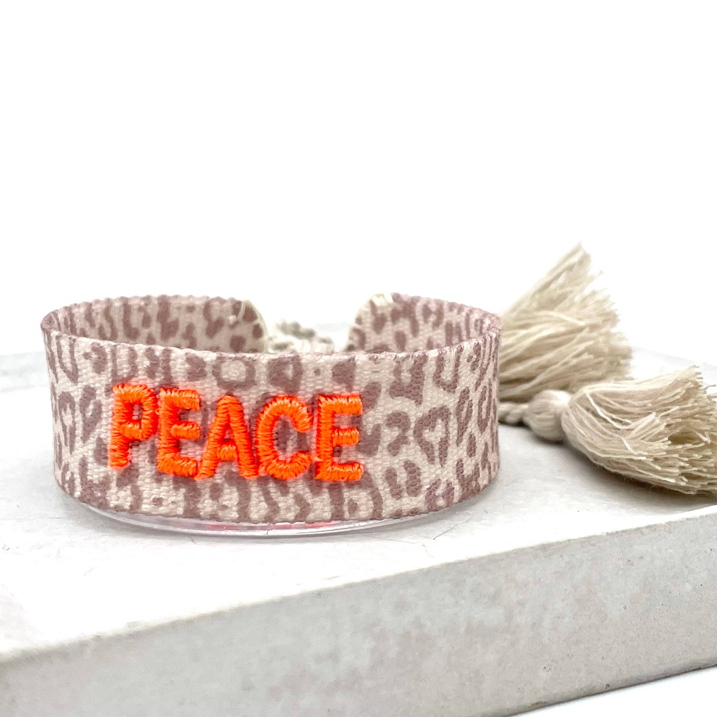 PEACE Statement Armband gewebt, bestickt